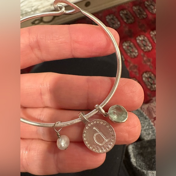 D bracelet - Picture 1 of 5